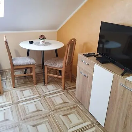 Small Cute Single A2 In * Pancevo